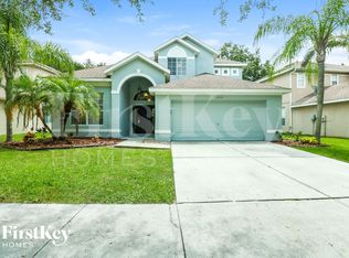 19119 Cypress Reach Ln, Tampa, FL 33647