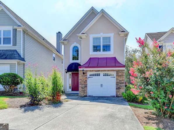 2303 Oak Glenn Cir, Duluth, GA 30096