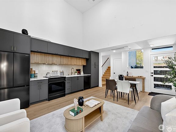 5th image of 6318 41st Avenue SW #B