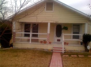 3827 Beaver Dr, Houston, TX 77029
