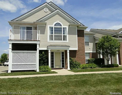 16825 Carriage Way Photo 1