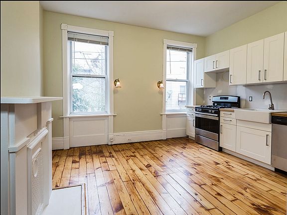 Eat in Kitchen