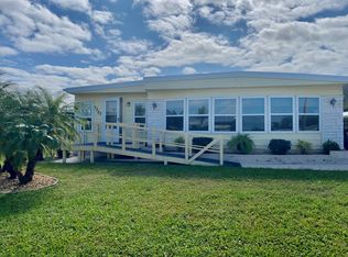 7303 Royal Crest Dr, Ellenton, FL 34222