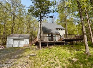 103 Orchard Ln, Greentown, PA 18426