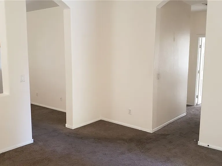 9112 Manalang Rd — Photo 29