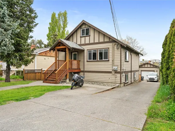 167 Little Eldon Pl, Saanich, BC V8Z 1E2