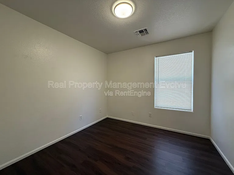 4935 W Ardmore Rd — Photo 19