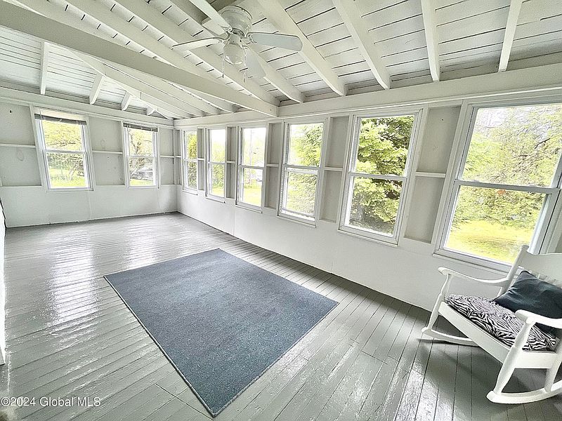 5th image of 115 Fisher Road