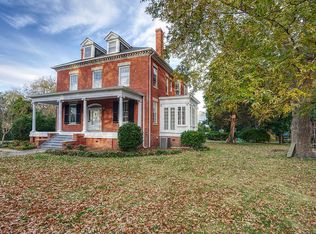 5712 Huntington Ave, Newport News, VA 23607
