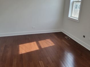 2857 N Ridgeway Ave, Chicago, IL 60618