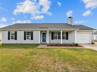381 Northwoods Dr, Raeford, NC 28376
