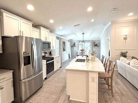 4th image of 28 Spey Bay Ct