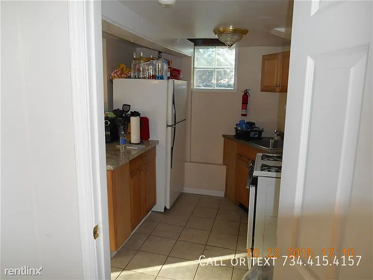 707 S Division St #1 — Photo 24