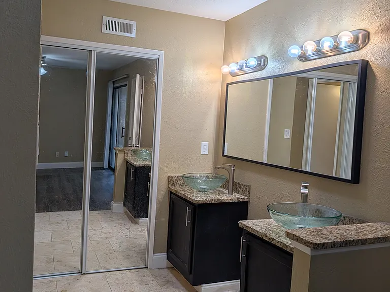 4423 Chapman St #2 — Photo 13