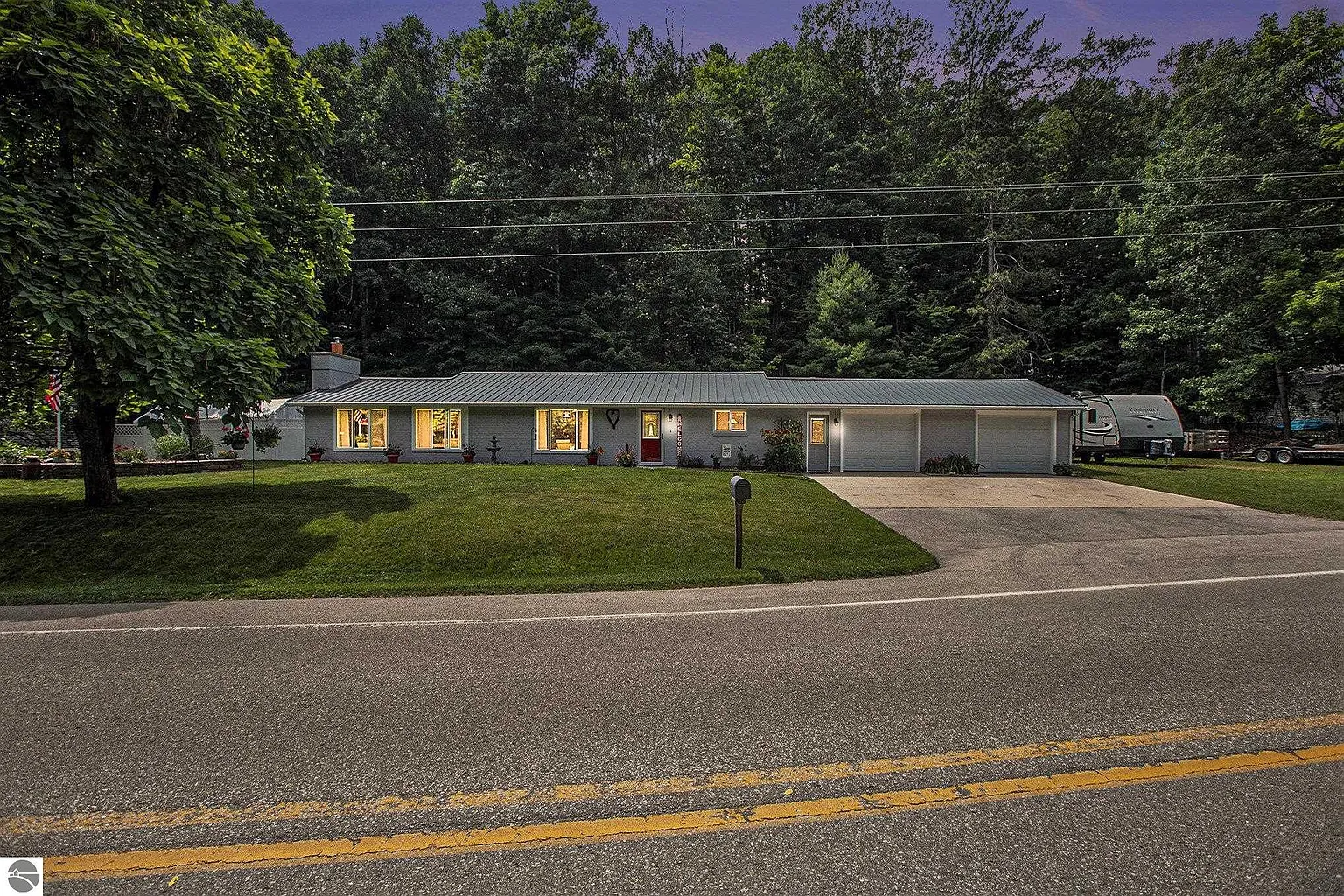 4184 Holiday Rd photo 1