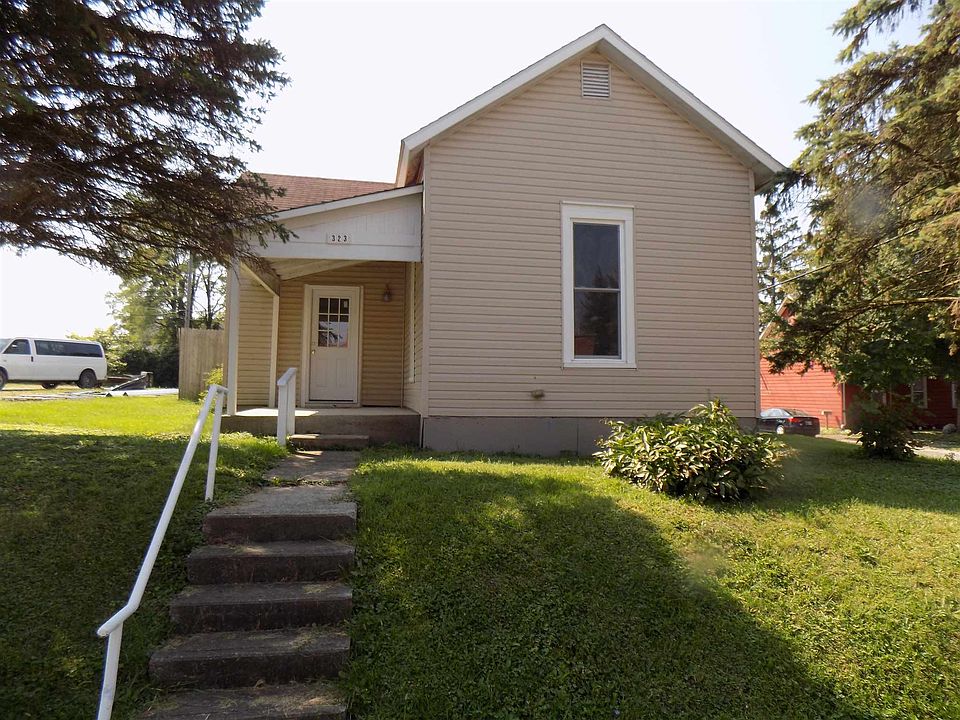 1st image of 323 W Franklin St