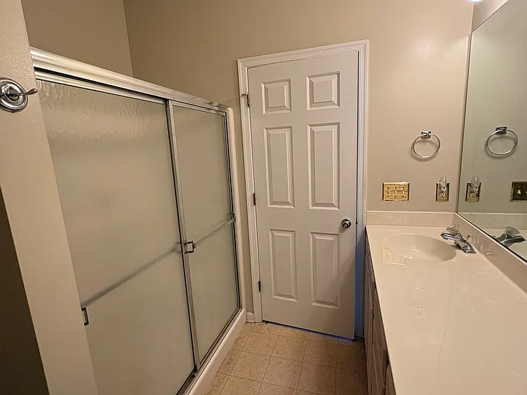 300 Pebble Dr #318 — Photo 16