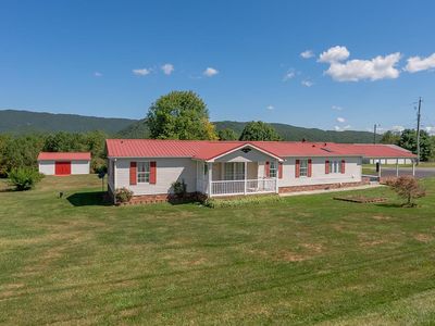 111 Cross Dr, Wytheville, VA, 24382