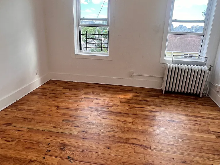 783 Kennedy Blvd — Photo 11