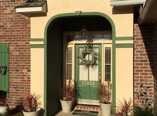 17656 Lake Azalea Dr, Baton Rouge, LA 70817