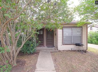 906 E 29th St #A, Bryan, TX 77803