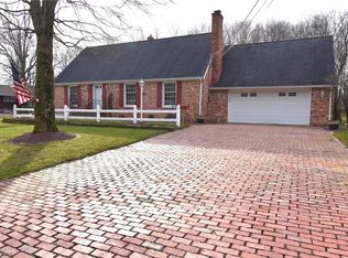 155 Tulip Dr, Hubbard, OH 44425