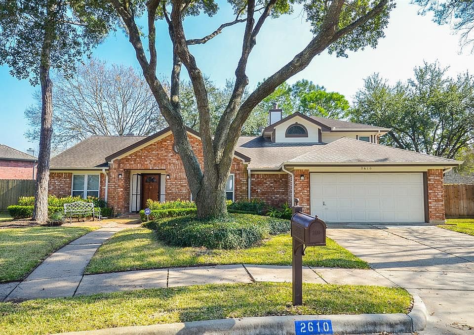 1st image of 2610 Barrington Ct