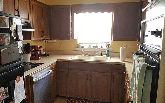 5th image of 111 Strasma East Dr