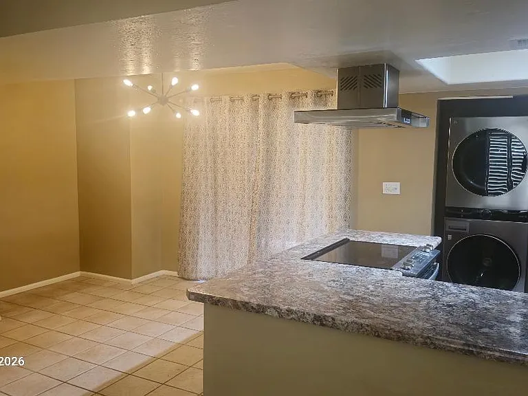 5146 E Oak St #109 — Photo 1
