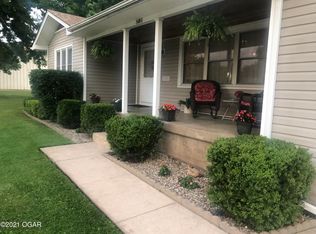 2720 Connecticut Ave, Joplin, MO 64804