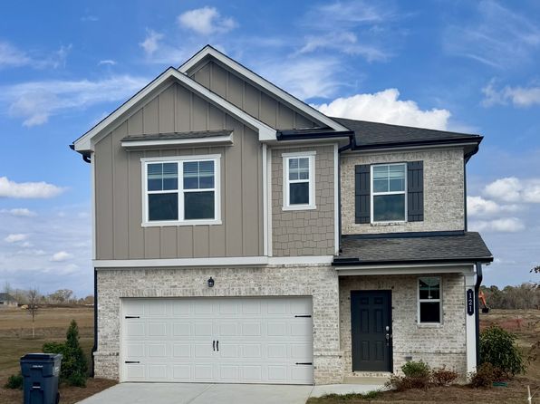 121 Rolling Meadow Way