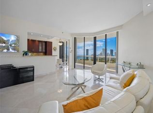 20191 E Country Club Dr, Aventura, FL 33180