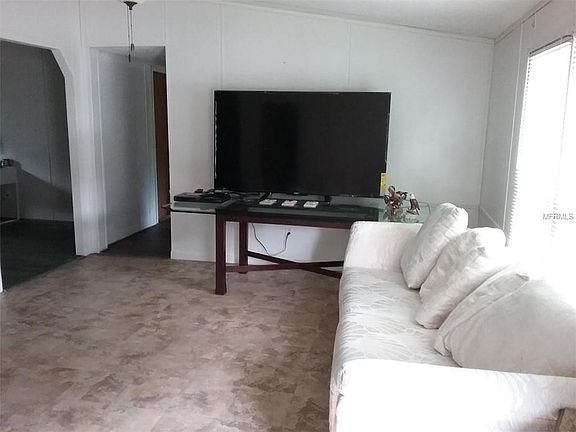 2nd image of 780 Bayou Dr