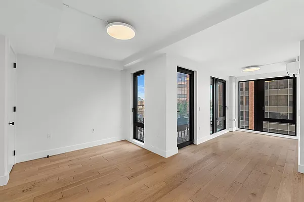 Rented by REAL New York | media 17