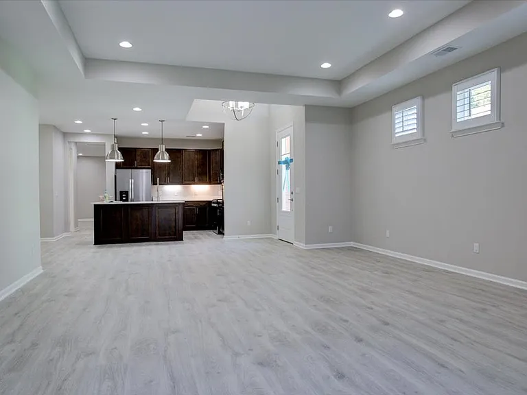 363 Harborside Dr — Photo 13