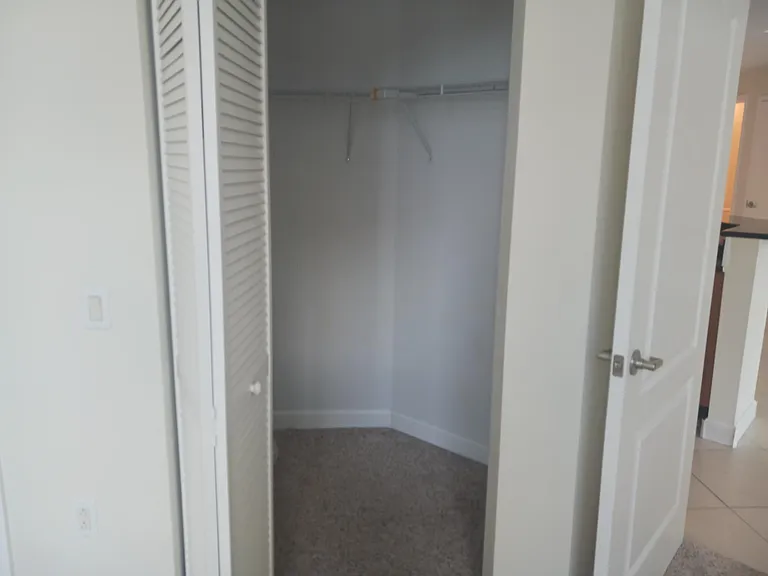 410 Evernia St #720 — Photo 11
