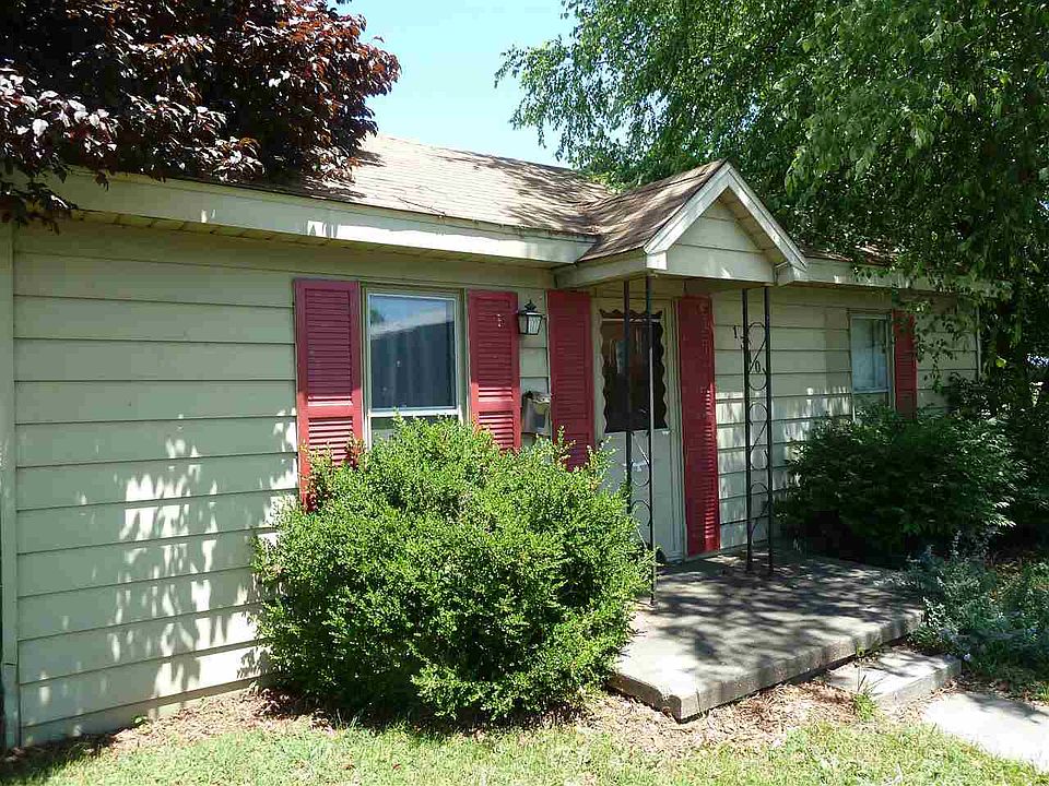 1st image of 1310 W Brumfield Ave