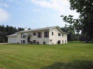 1602 NW 9th St, Grand Rapids, MN 55744