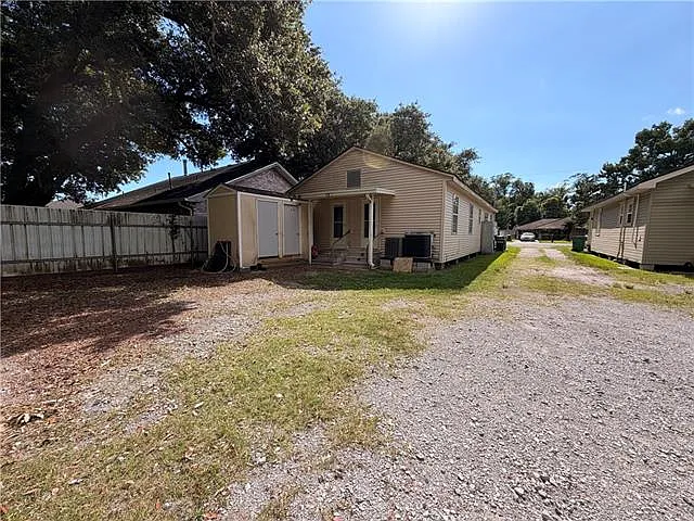 759 Oak Ave — Photo 24