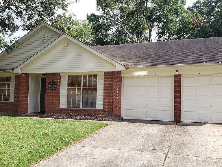 2903 Forest Hills Dr — Photo 11