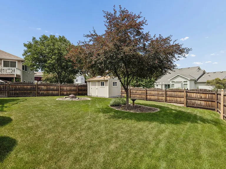 158 W Lombard Dr — Photo 25