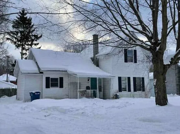 517 E Church St, Hart, MI 49420