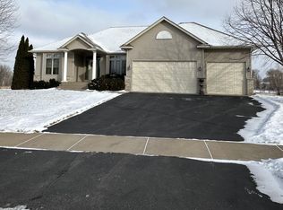 22843 Zion Pkwy NW, Oak Grove, MN 55005