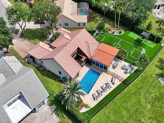 4th image of 3222 Beechberry Cir
