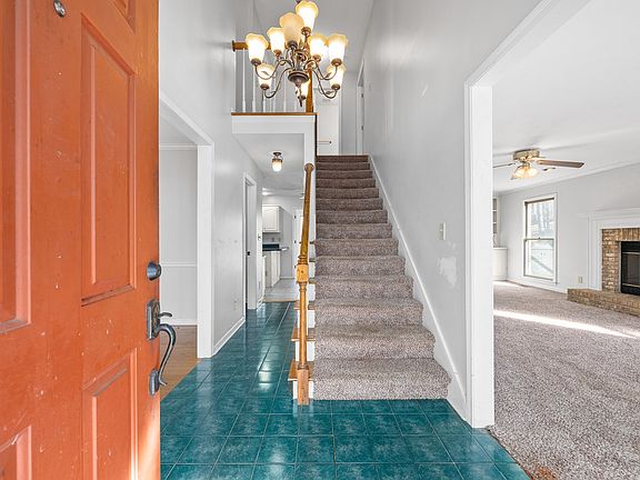 4th image of 2701 Wakefield Dr