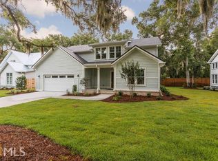 1003 Silver Oaks Ln, St Simons, GA 31522