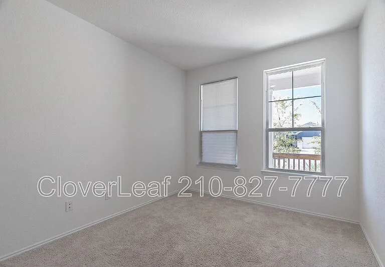 165 Acorn Cir — Photo 7
