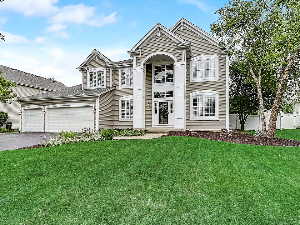 2nd image of 202 Ashcroft Ln