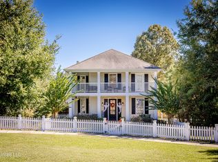 13076 Pine Valley Ln, Biloxi, MS 39532