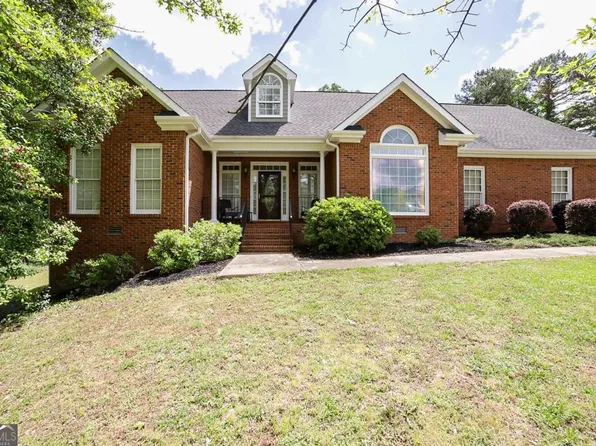 1171 Ridgefield Dr, Bishop, GA 30621